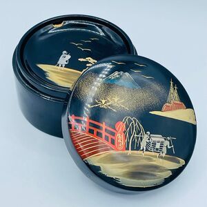 Vintage Black Laquered Japanese Hand Painted Mid-Century Coaster Lidded Set of 6